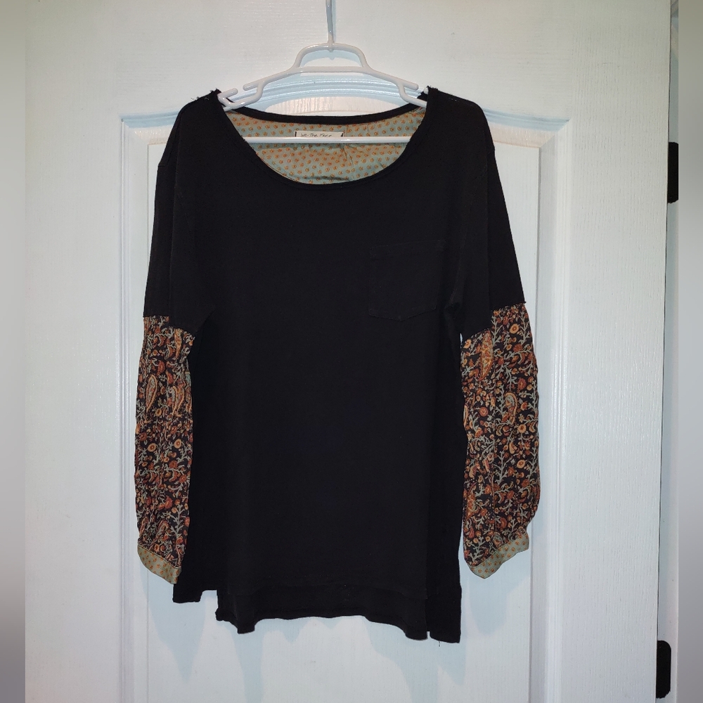 Free People We The Free Long Sleeve Top Black with Floral Paisley Sleeves Size M
